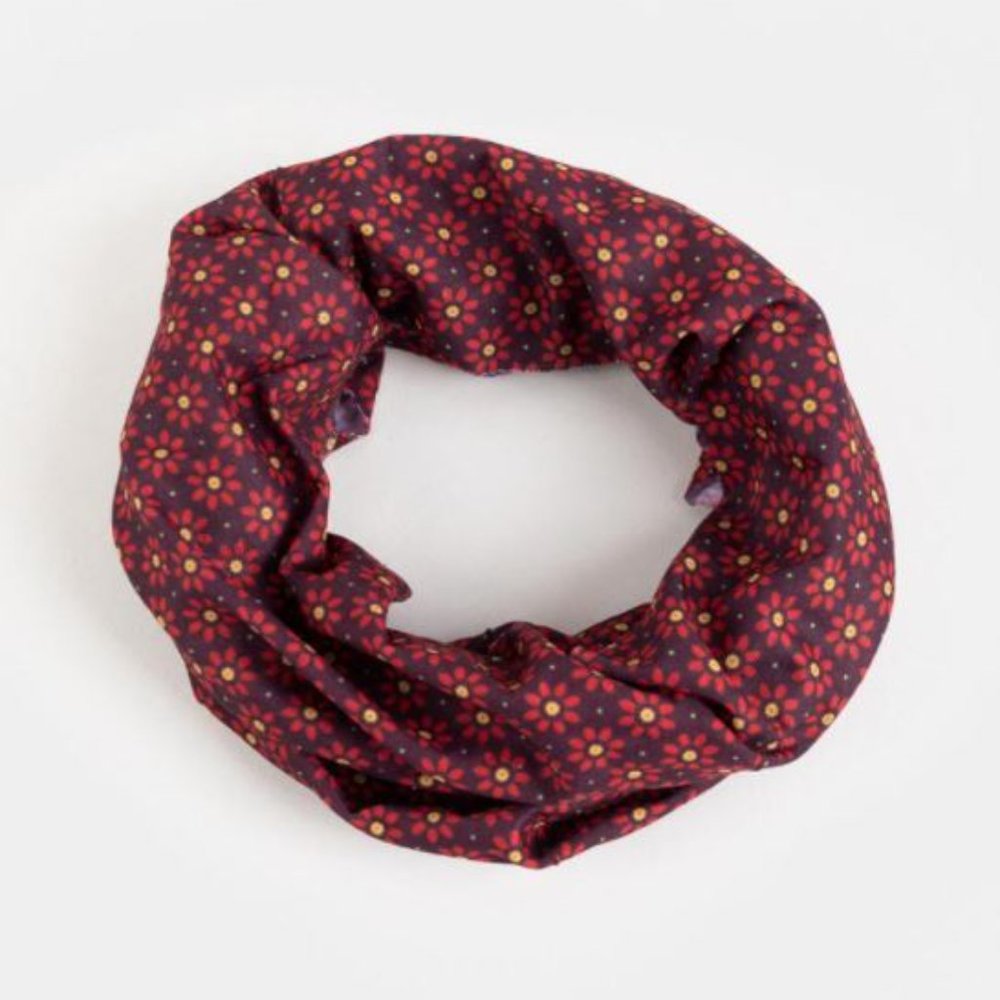 Francesca's Lillian Retro Daisy Headwrap